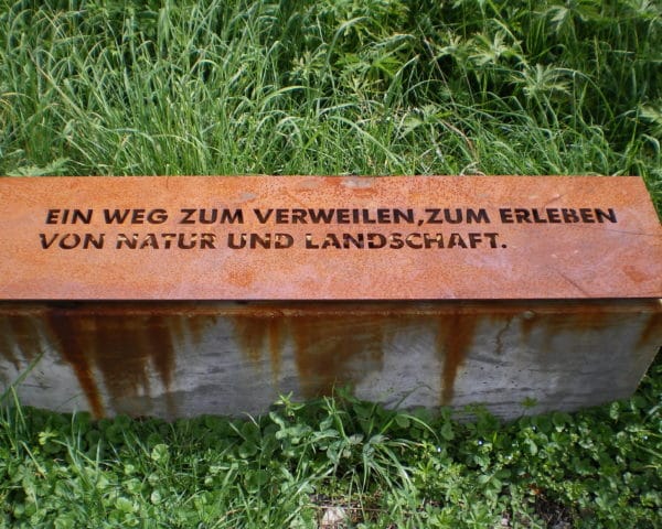 Kunstspaziergang auf dem Besinnungsweg Fellbach-Oeffingen. Foto © Welz