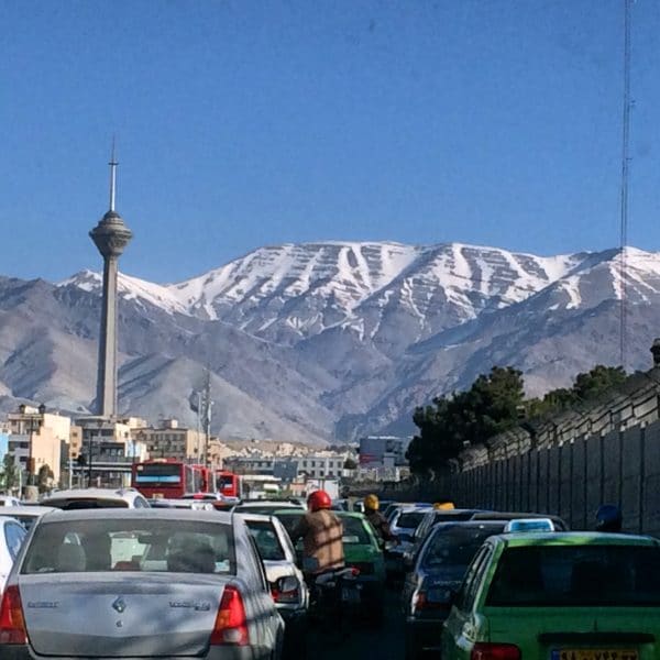 IRAN: Der Milad-Turm in der Hauptstadt Teheran. Foto © Welz (2016)