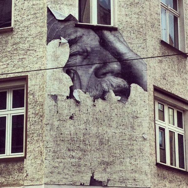 "JR