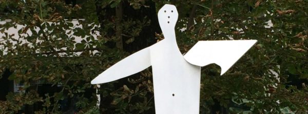 Homme aux bras écartés/ Der Mann mit ausgebreiteten Armen, 1961/ 2007 Die Erben des Künstlers haben es erlaubt: 15fache Vergrößerung eines 1961 entstandenen Modells. Picassoplatz. Foto © Welz 