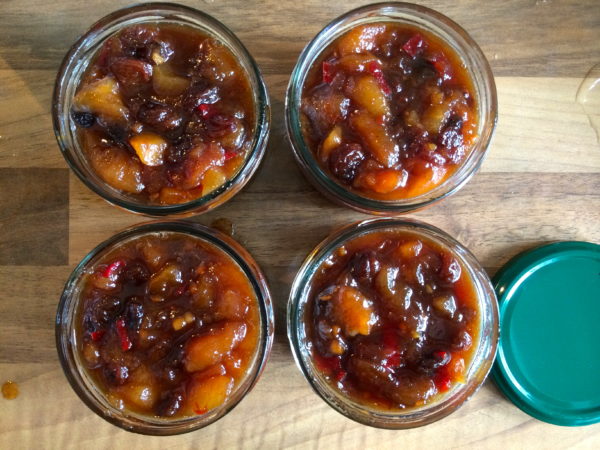 Das Ergebnis: 4 Gläser Birnenchutney aus dem Stuttgarter Geisshirtle