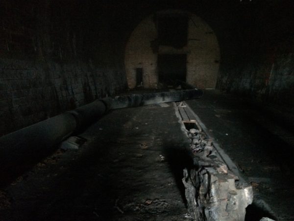 Der erste Eisenbahntunnel war über 350 m lang, heute sind ca. 250 m zugänglich. Foto © Welz