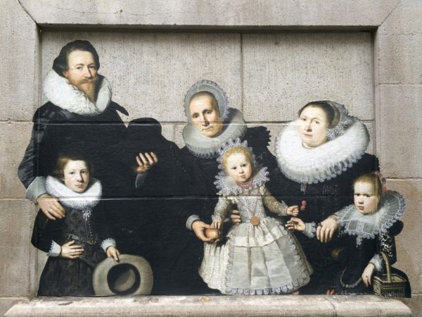 Projekt Friedenskunst in der Staatsgalerie in Stuttgart. Frauen aus unterschiedlichen Ländern sprechen über Kunst. Hier: Wybrand de Geest, Familienbildnis, Foto © Welz