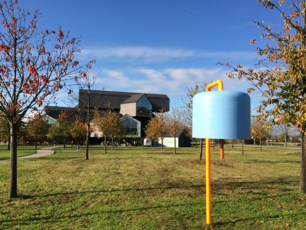 Rehbergerweg 24: Die Glocke am Vitra Campus Weil am Rhein © Welz